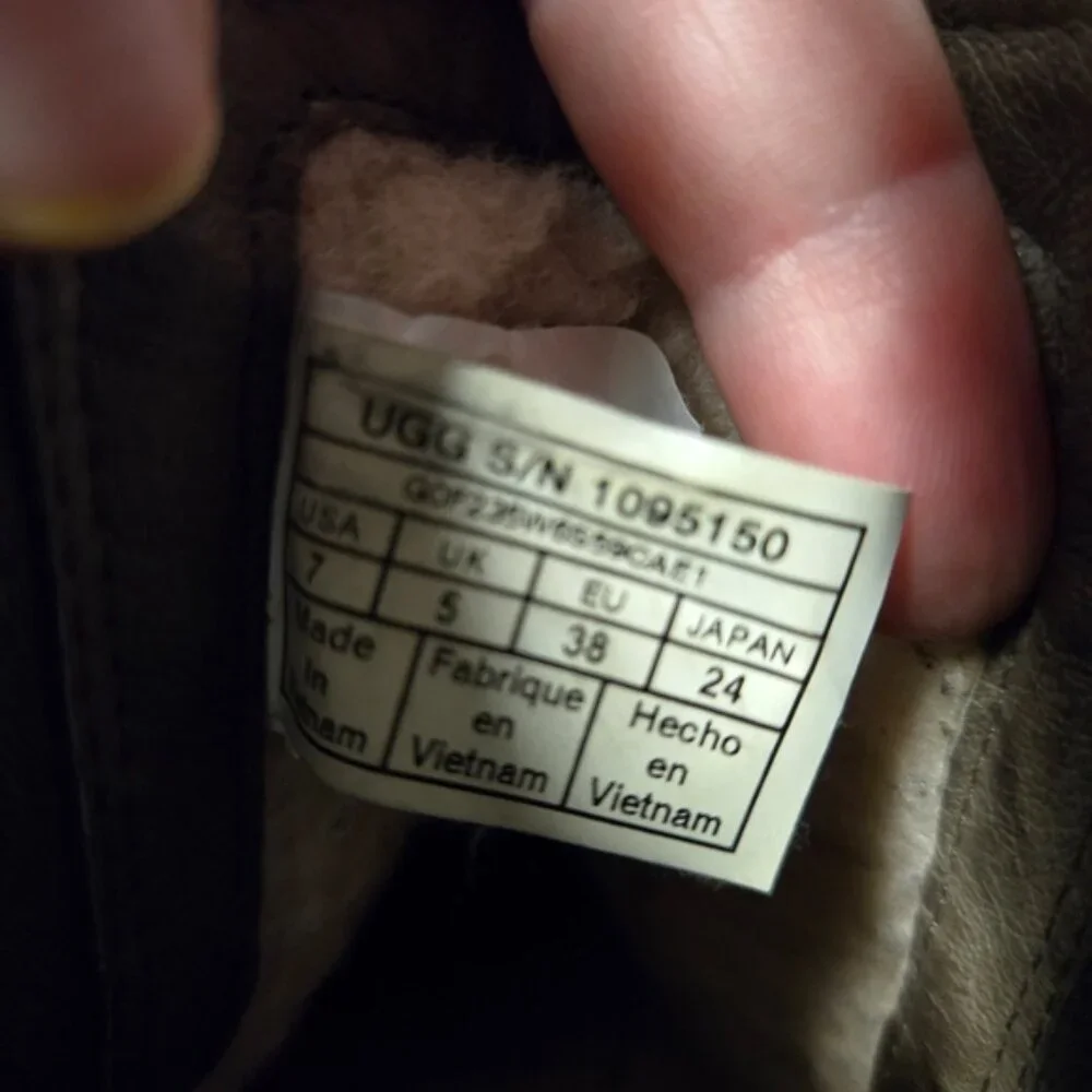 UGG Women's Bonham II Boot - Picture 11 of 11